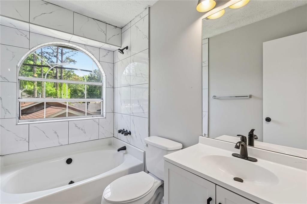 220 Gemstone Place Atlanta, GA 30349 - Photo 16 of 23