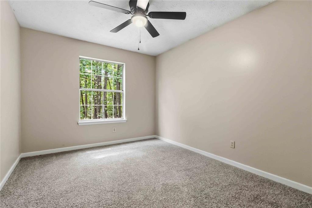 220 Gemstone Place Atlanta, GA 30349 - Photo 9 of 23