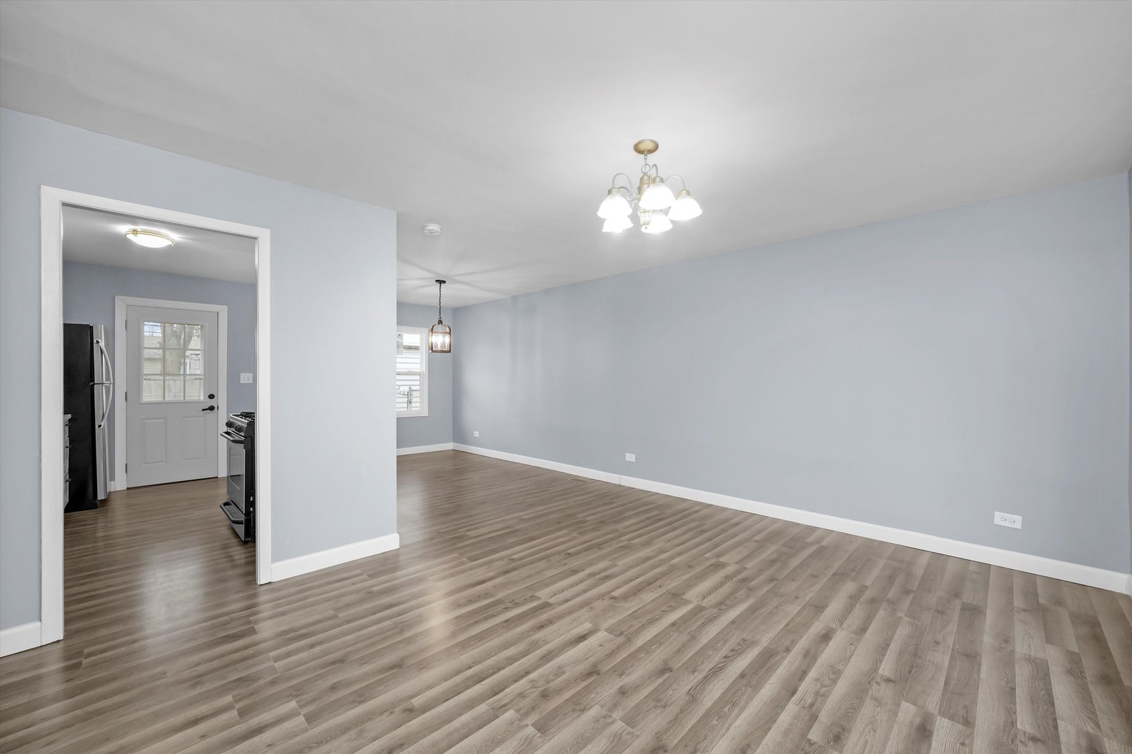 749 Rogers Road Romeoville, IL 60446 - Photo 11 of 43 Gallery Image 11
