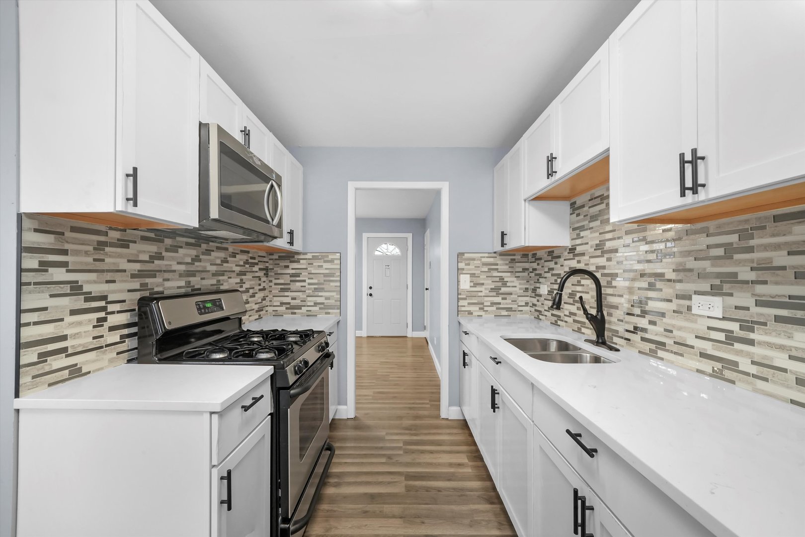 749 Rogers Road Romeoville, IL 60446 - Photo 18 of 43 Gallery Image 18