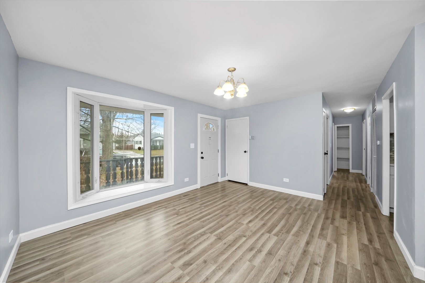 749 Rogers Road Romeoville, IL 60446 - Photo 6 of 43 Gallery Image 6
