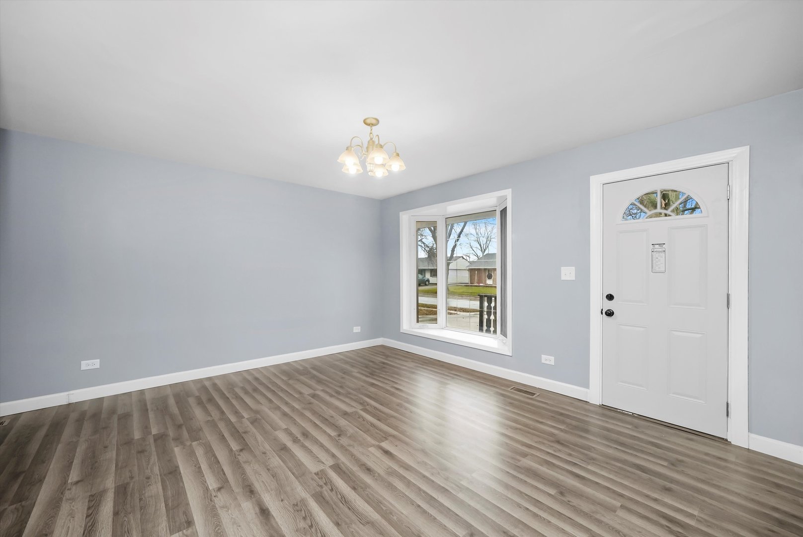 749 Rogers Road Romeoville, IL 60446 - Photo 8 of 43 Gallery Image 8
