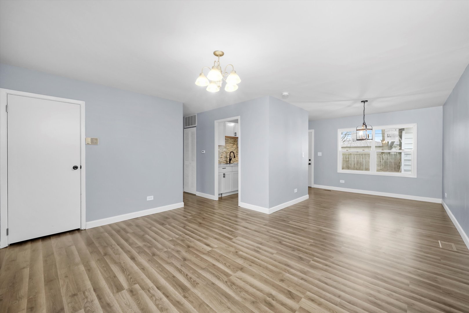 749 Rogers Road Romeoville, IL 60446 - Photo 9 of 43 Gallery Image 9
