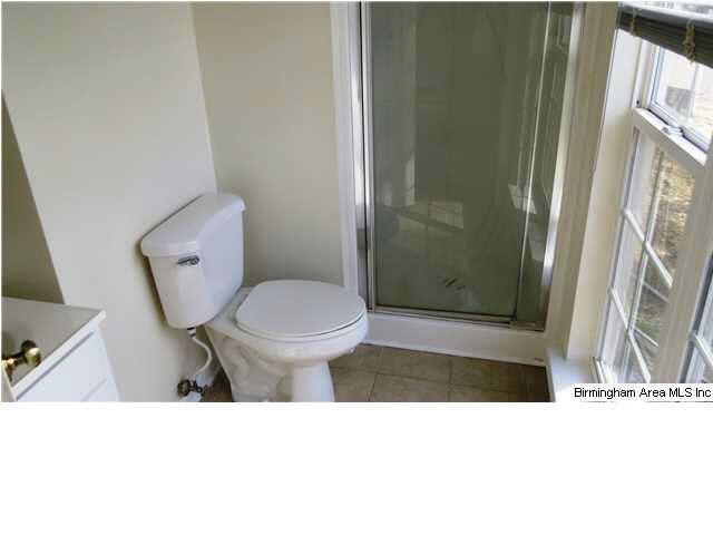 1409 Cabin Hill Road Birmingham, AL 35235 - Photo 14 of 24