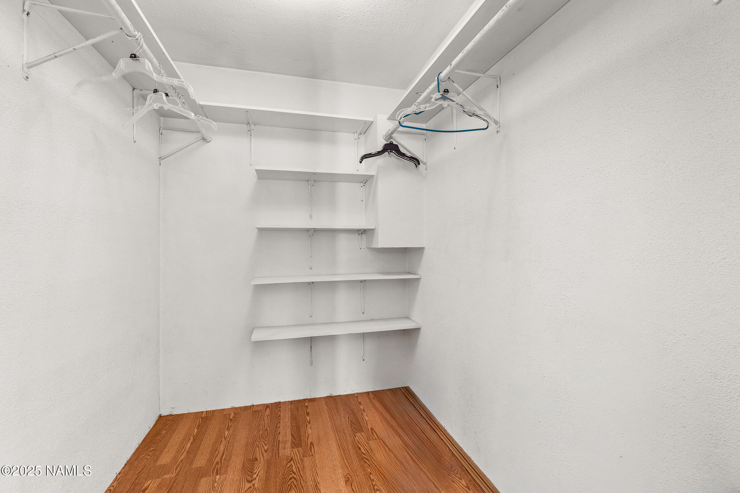 1843 Country Club Road Williams, AZ 86046 - Photo 21 of 36 Primary Closet