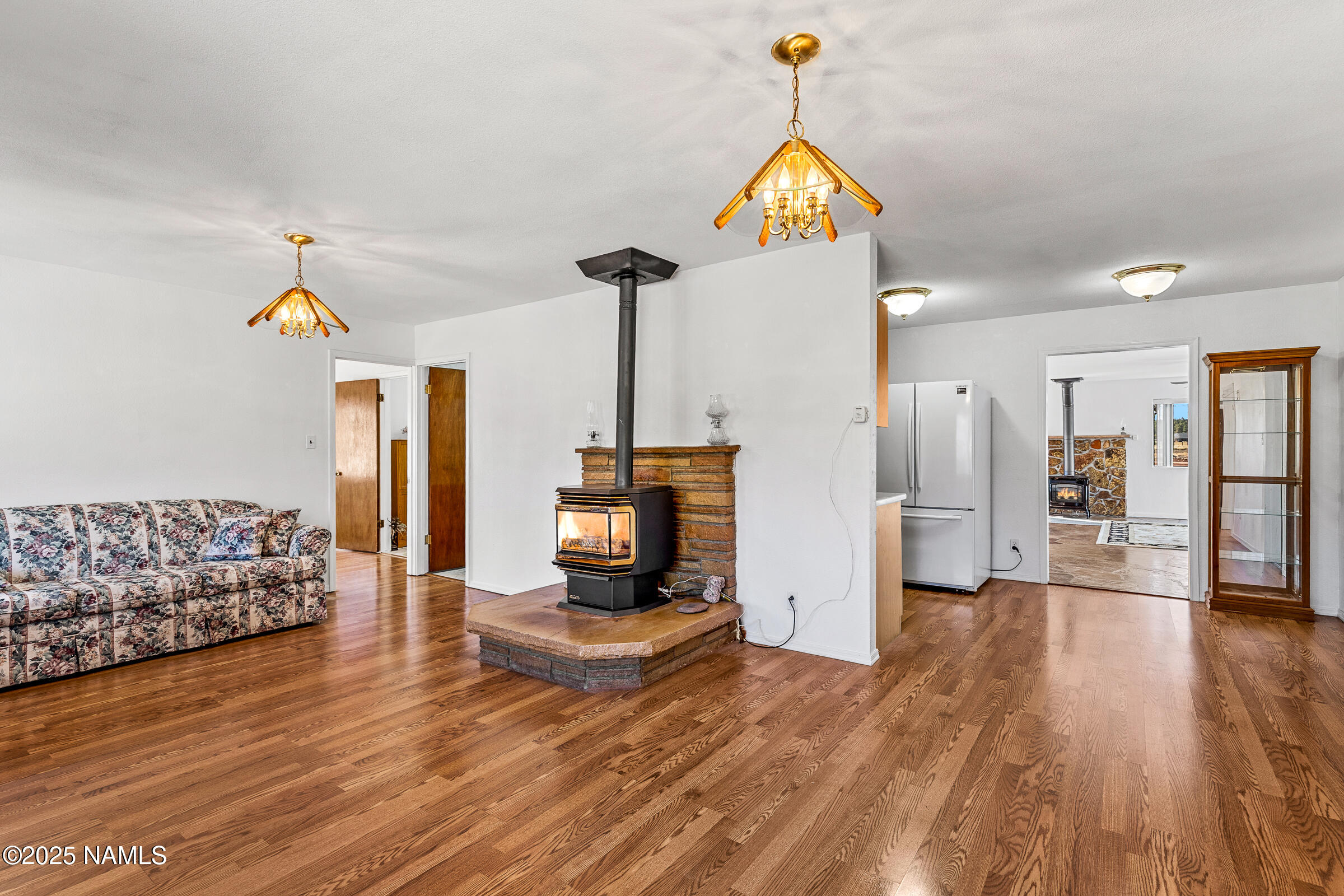 1843 Country Club Road Williams, AZ 86046 - Photo 4 of 36 Family Room