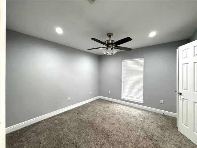 $2,100 | 129 Gail Drive, Laplace, LA 70068