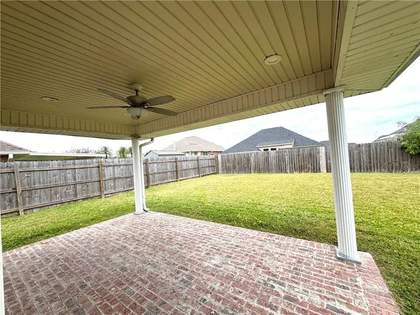 $2,100 | 129 Gail Drive, Laplace, LA 70068