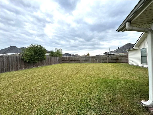 $2,100 | 129 Gail Drive, Laplace, LA 70068