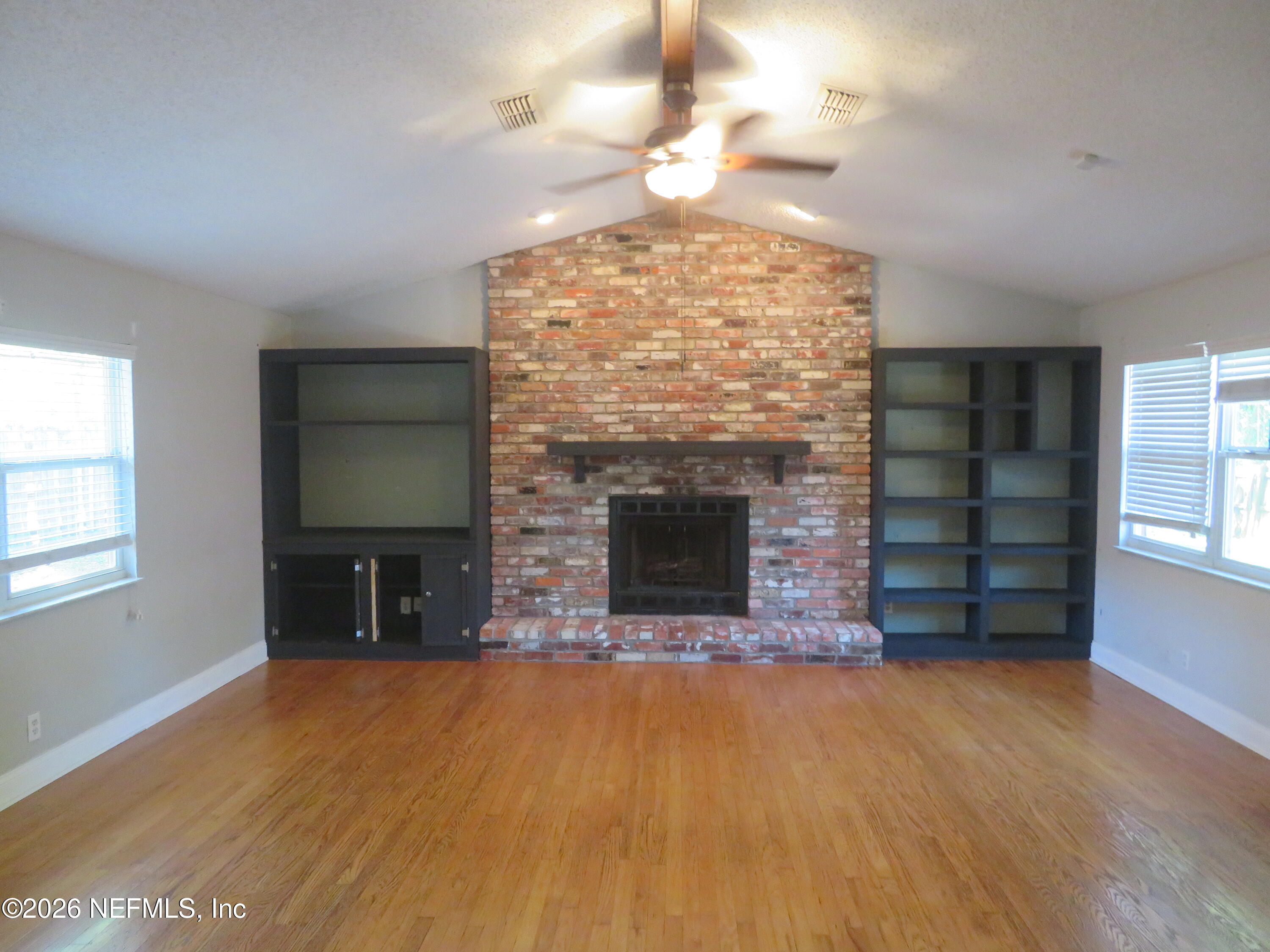 5302 Hickson Road Jacksonville, FL 32207 - Photo 13 of 41 IMG_5149