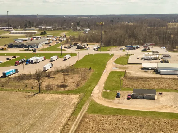 $349,000 | 60 Michigan, Tekonsha, MI 49092