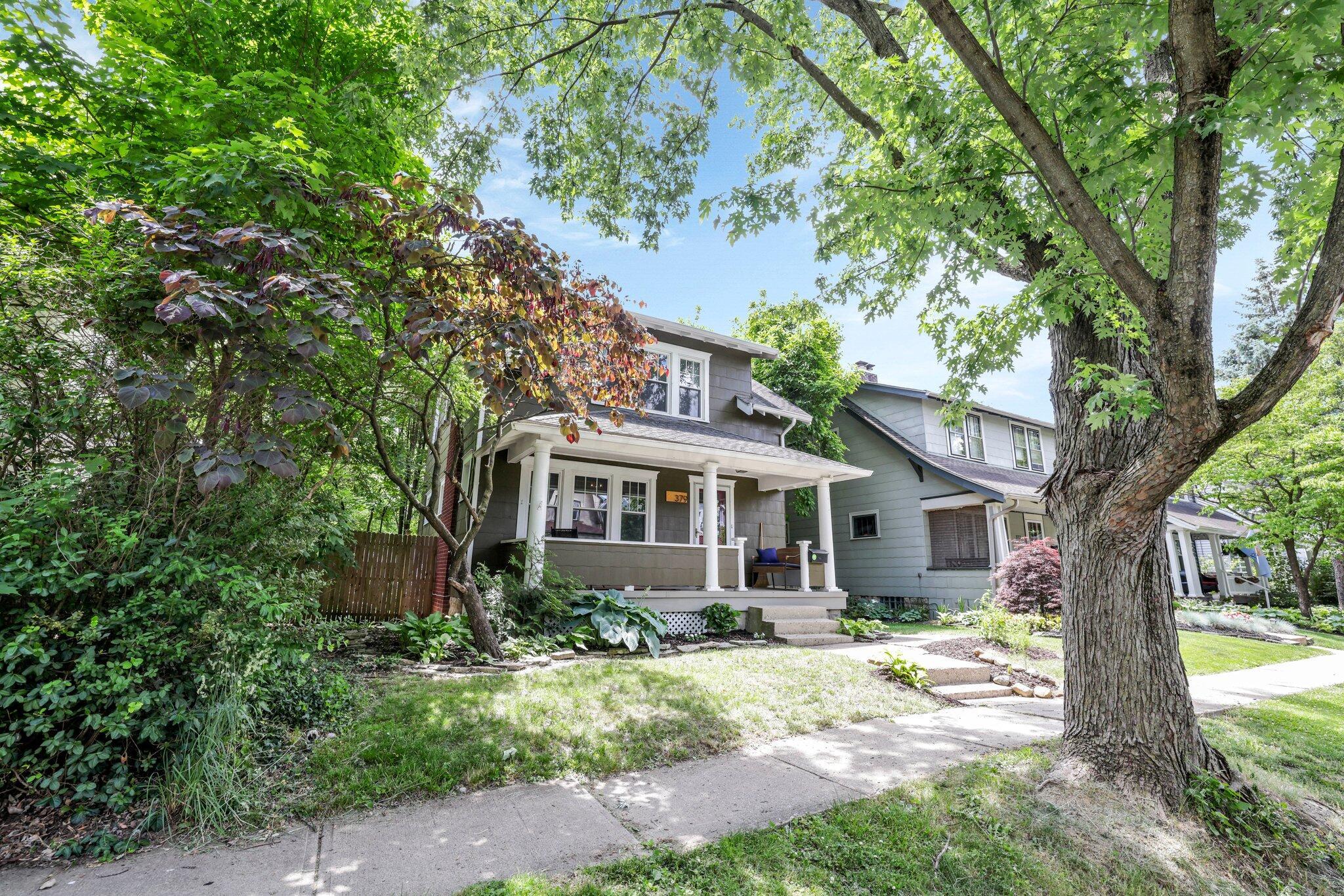 379 Crestview Road Columbus, OH 43202 - Photo 6 of 44 38-web-or-mls-GR7A7735