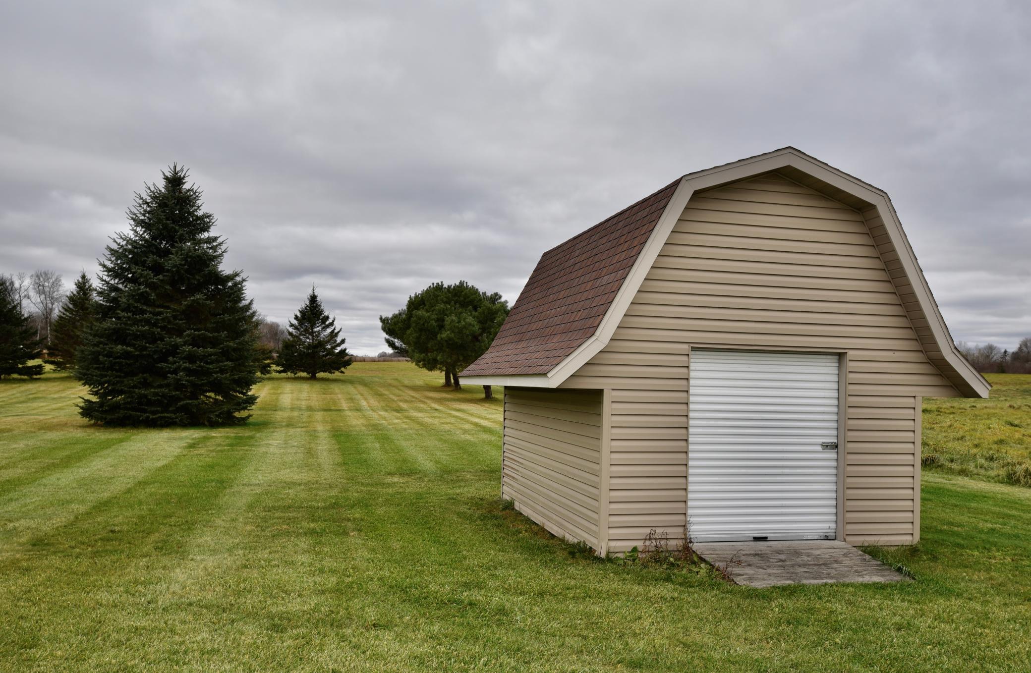 12221 85th Avenue Milaca, MN 56353 - Photo 13 of 57
