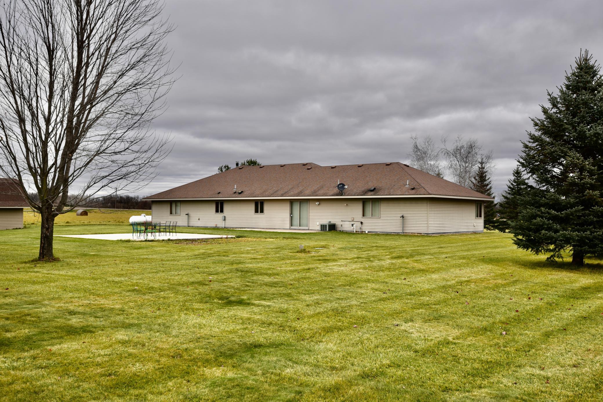 12221 85th Avenue Milaca, MN 56353 - Photo 9 of 57