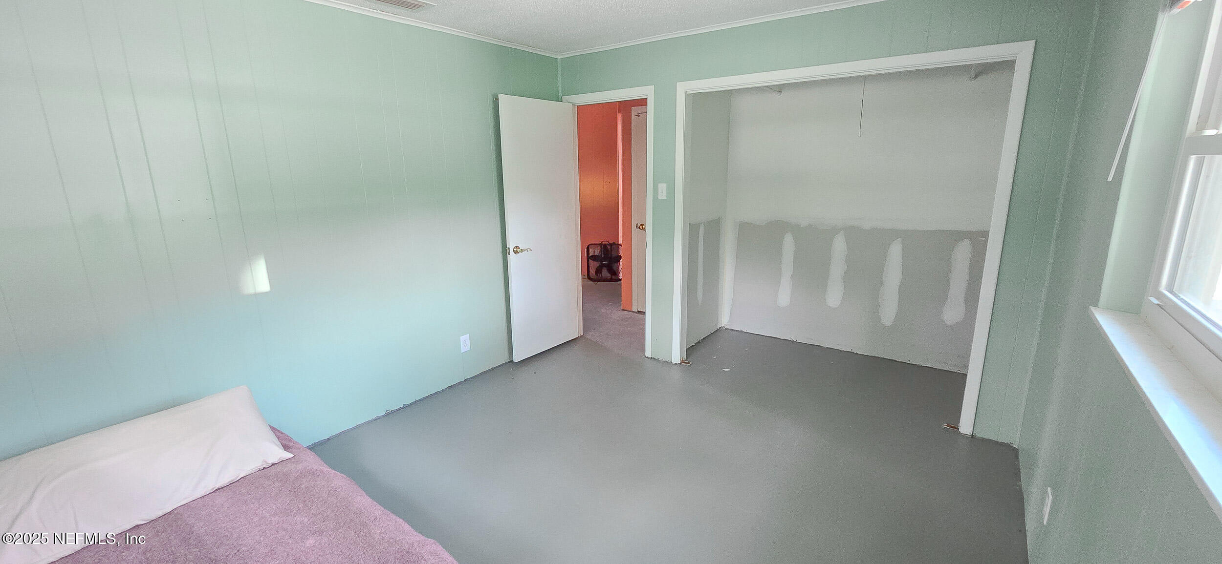 5 55th Street Yankeetown, FL 34498 - Photo 12 of 24 a view of an empty room