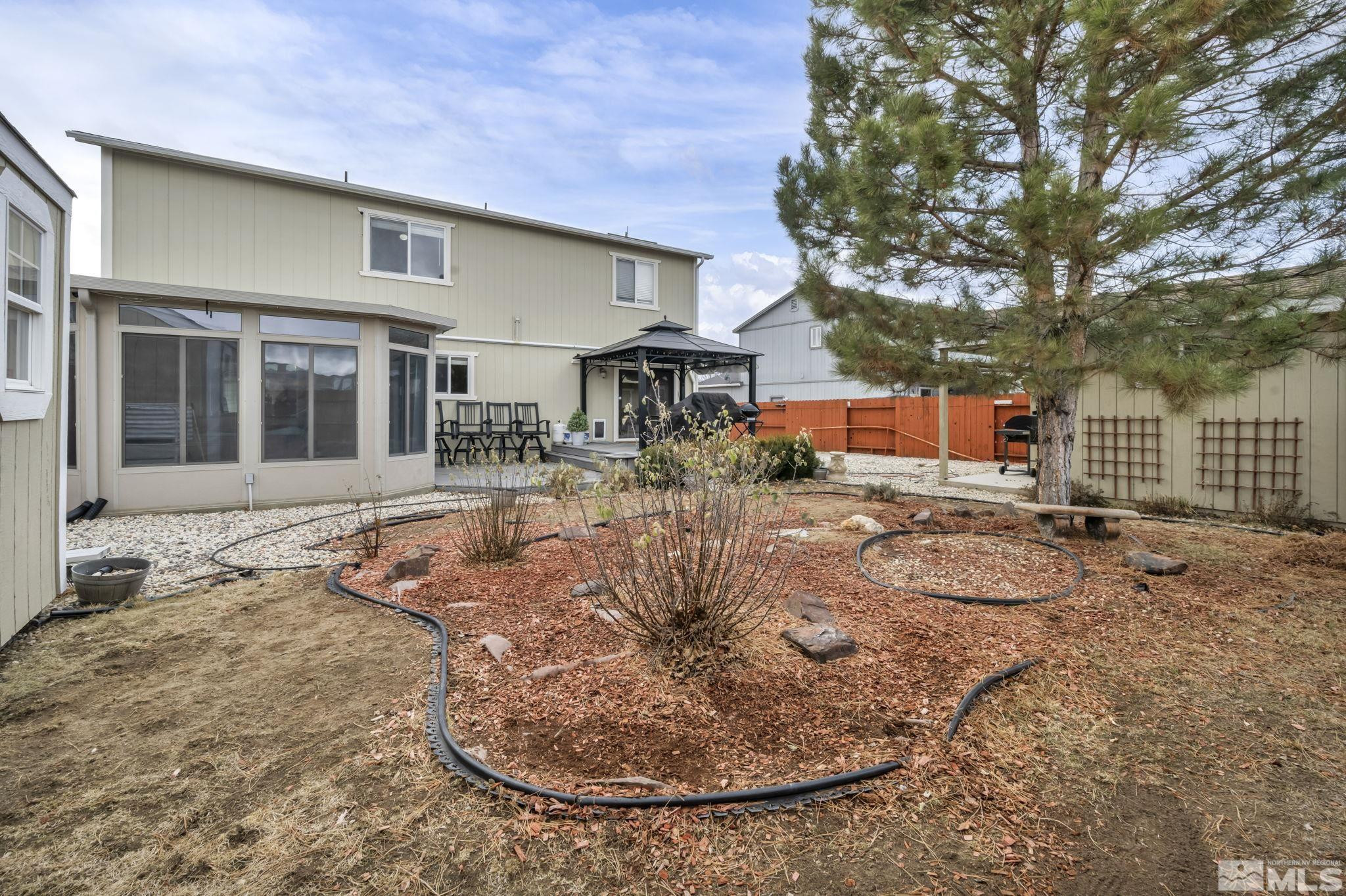 17795 Oakview Court Reno, NV 89508 - Photo 4 of 34 a view of a house with basketball court