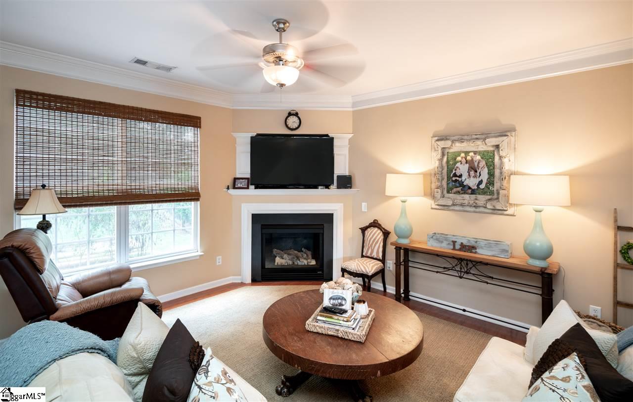 7 Valley Fall Court Greer, SC 29650 - Photo 6 of 19 Gallery Image 6