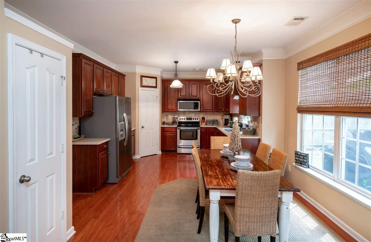 7 Valley Fall Court Greer, SC 29650 - Photo 8 of 19 Gallery Image 8
