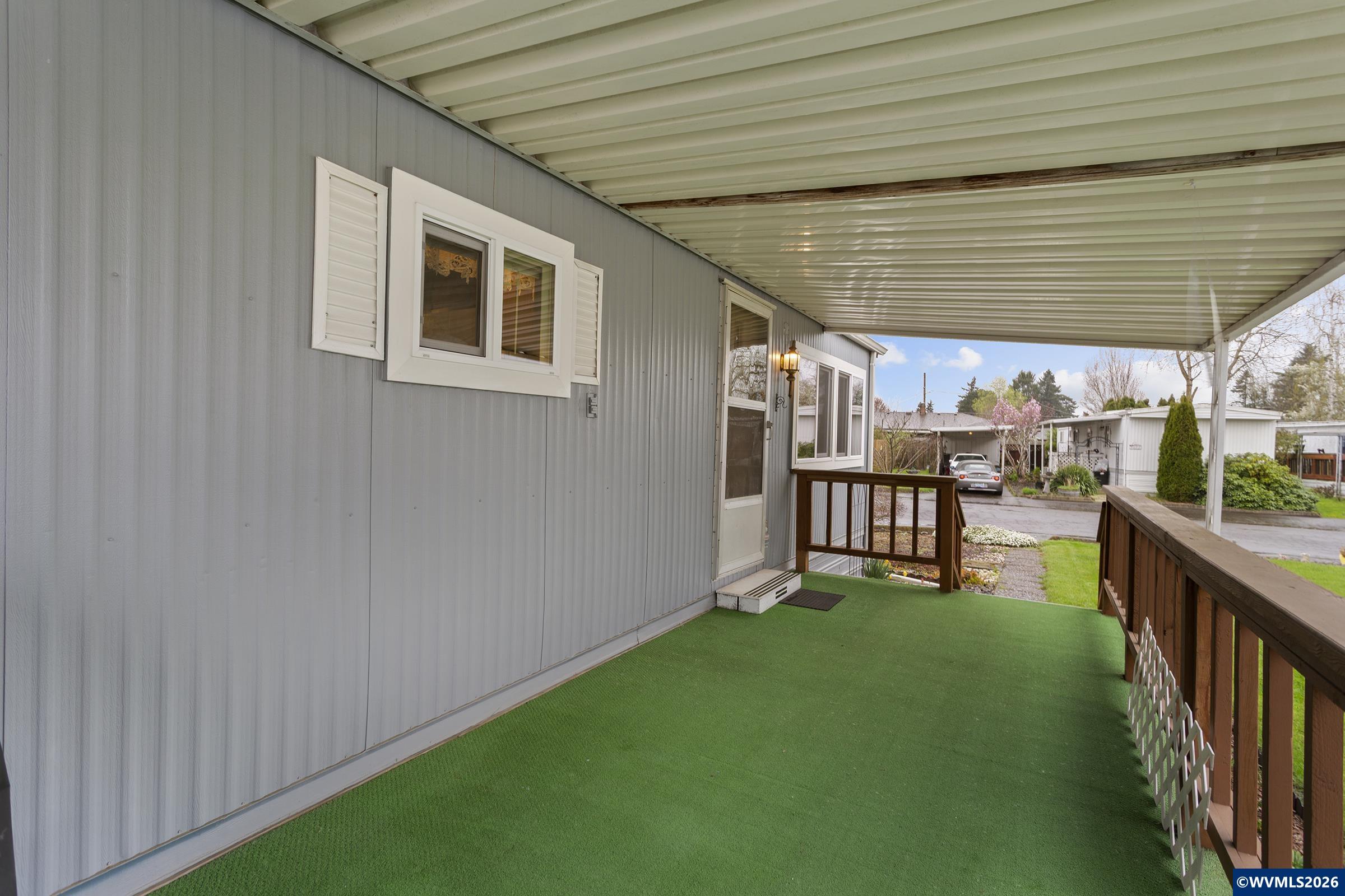 3096 Rainbow Loop Hubbard, OR 97032 - Photo 6 of 30