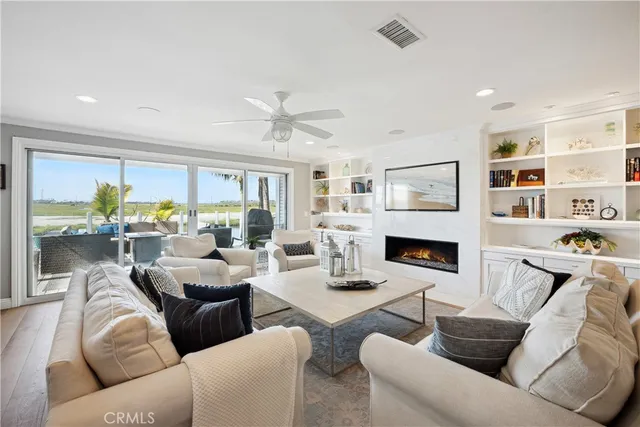 $3,799,000 | 231 Canal Street, Newport Beach, CA 92663
