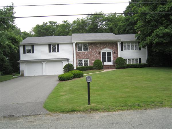 19 Country Lane Canton, MA 02021 - Photo 1 of 16 Gallery Image 1