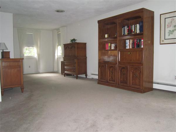 19 Country Lane Canton, MA 02021 - Photo 11 of 16 Gallery Image 11