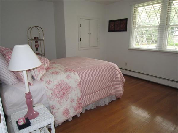19 Country Lane Canton, MA 02021 - Photo 12 of 16 Gallery Image 12