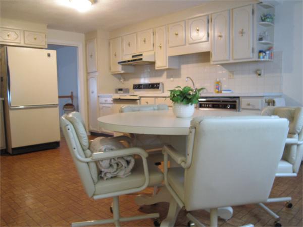 19 Country Lane Canton, MA 02021 - Photo 6 of 16 Gallery Image 6