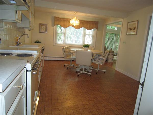 19 Country Lane Canton, MA 02021 - Photo 7 of 16 Gallery Image 7