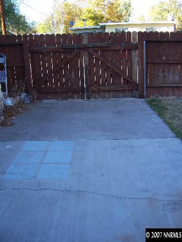 1685 Jackson Place Reno, NV 89512 - Photo 6 of 9 a view of a backyard