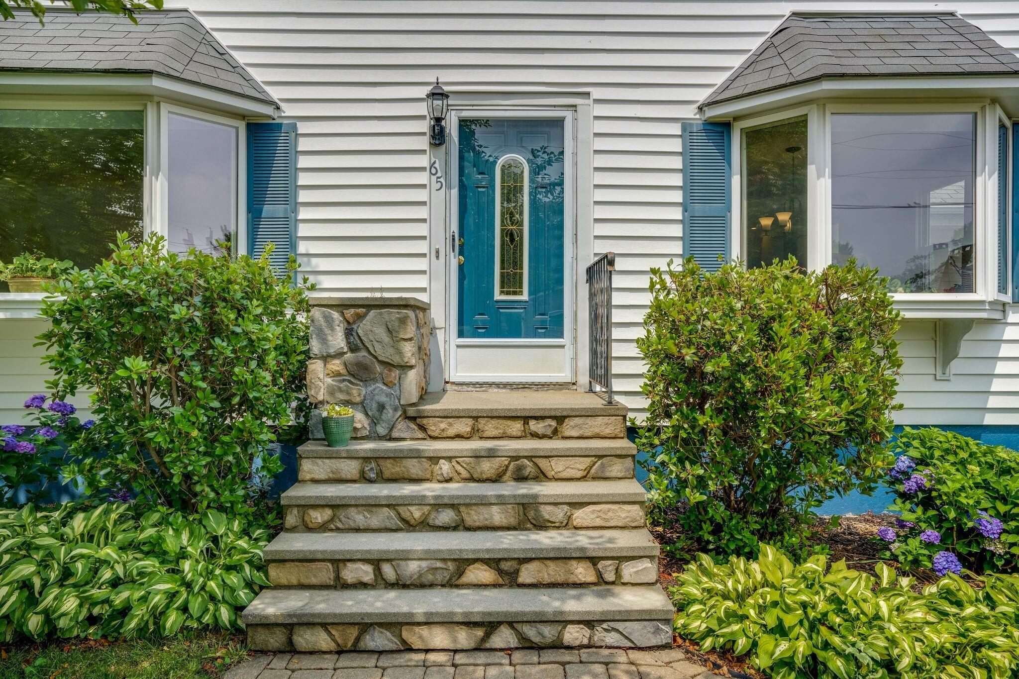 65 Constitution Drive Westbrook, ME 04092 - Photo 11 of 45 4_DSC07259