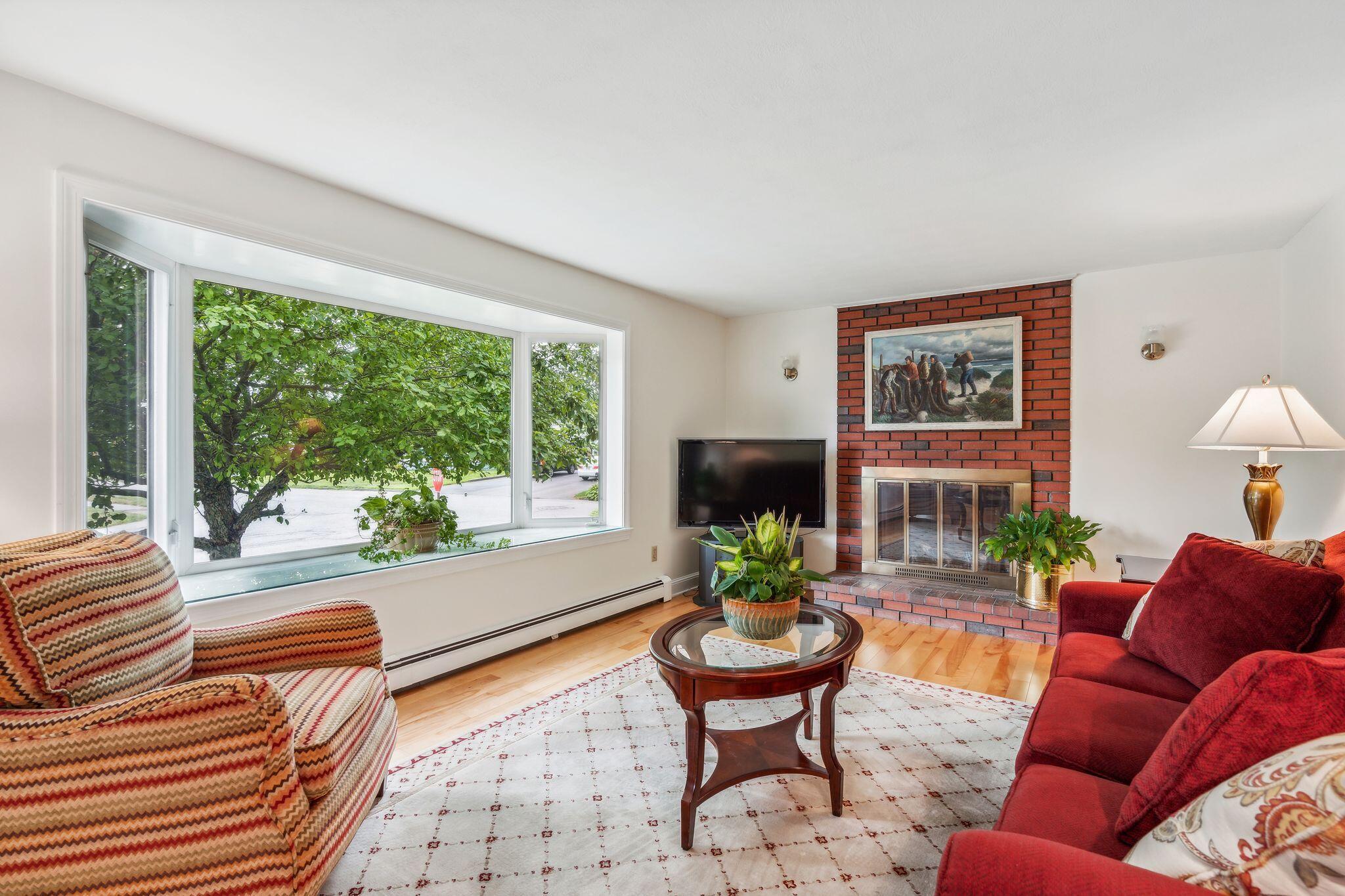 65 Constitution Drive Westbrook, ME 04092 - Photo 5 of 45 24_DSC07314