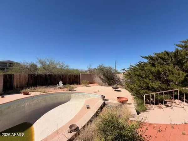 $260,000 | 880 South La Mesa Drive, Benson, AZ 85602