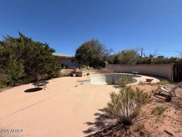 $260,000 | 880 South La Mesa Drive, Benson, AZ 85602