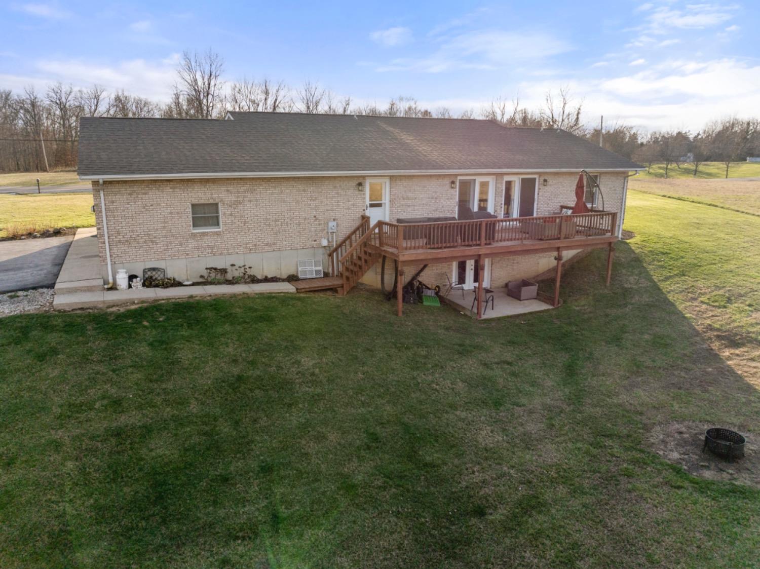 17594 Possum Ridge Road Aurora, IN 47001 - Photo 29 of 32