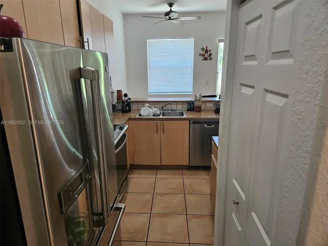 $3,000 | 1522 Southeast 16th Avenue, Unit 1522, Homestead, FL 33035