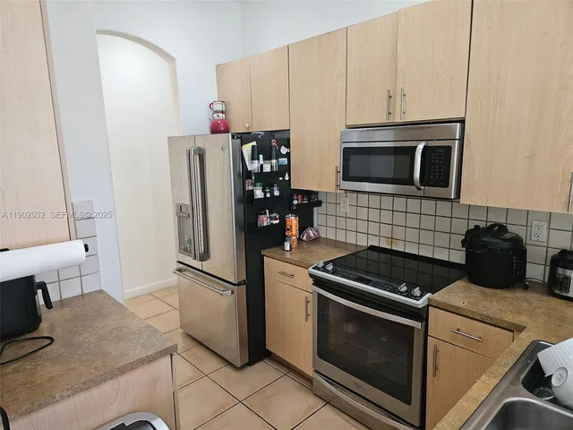 $3,000 | 1522 Southeast 16th Avenue, Unit 1522, Homestead, FL 33035