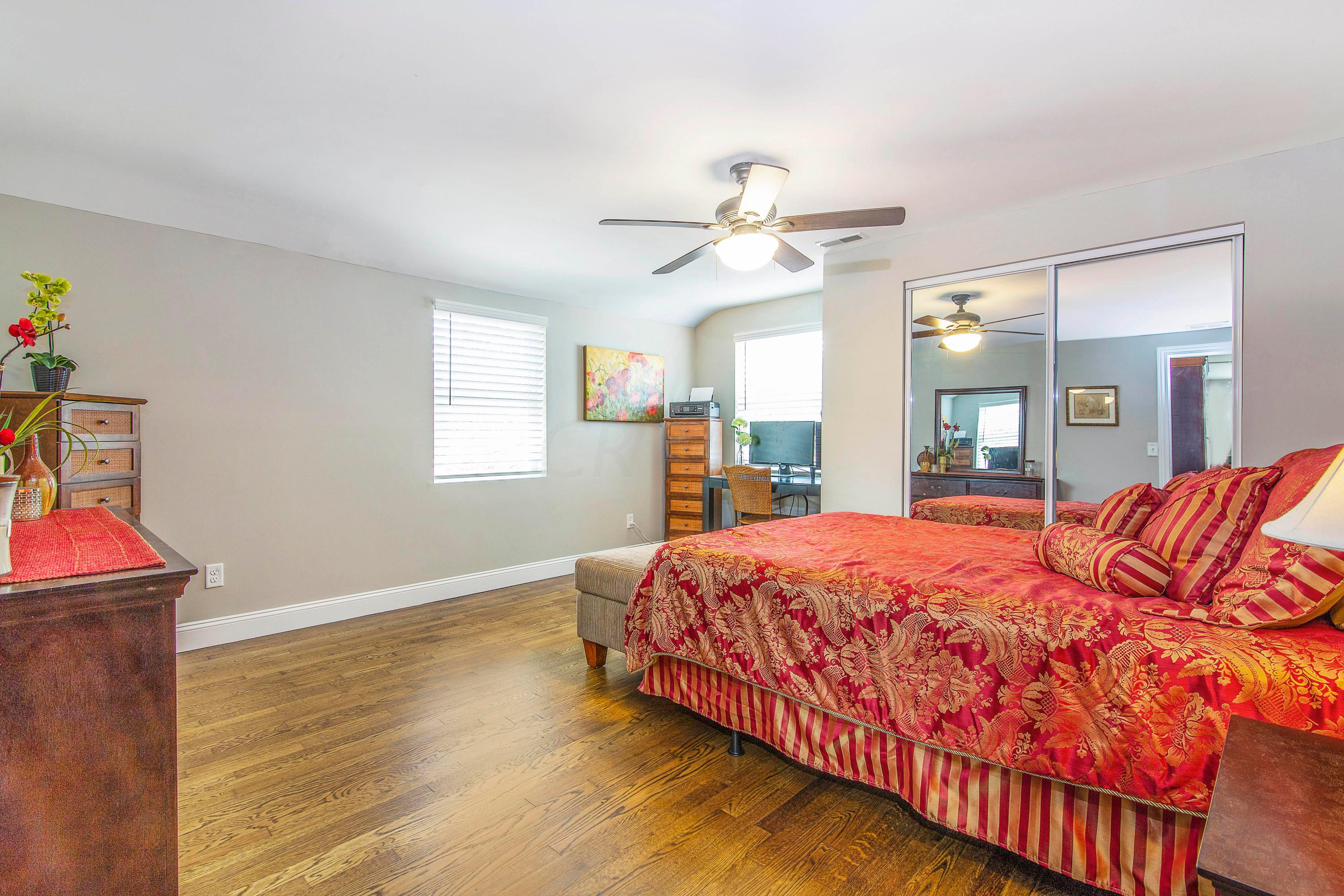 1430 Ashdowne Road Columbus, OH 43221 - Photo 23 of 37