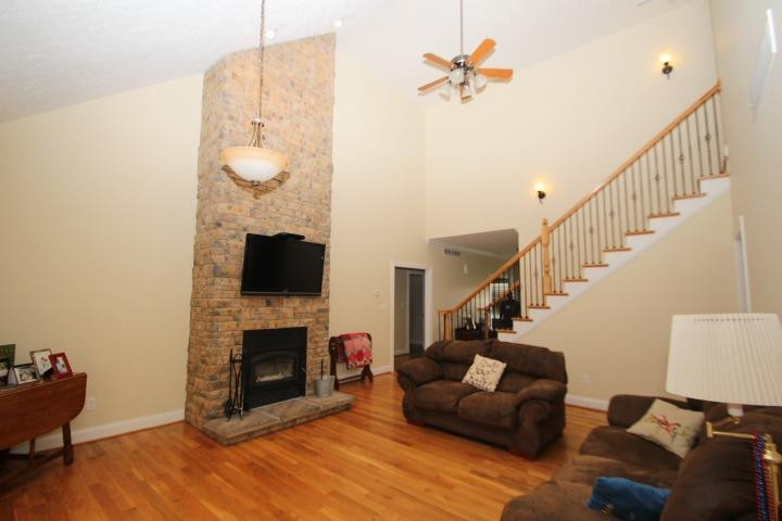 1381 Johnson Road Lawrenceburg, KY 40342 - Photo 10 of 44 Photo 10