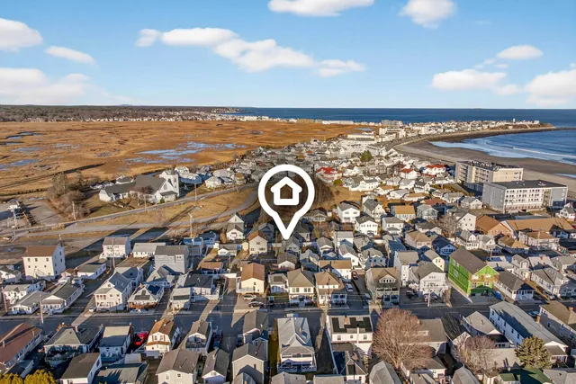 $399,900 | 27 Kentville Terrace, Hampton, NH 03842