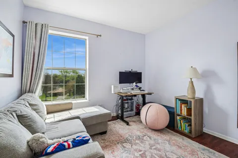 $309,999 | 3125 Town Square Drive, Unit 405, Rolling Meadows, IL 60008