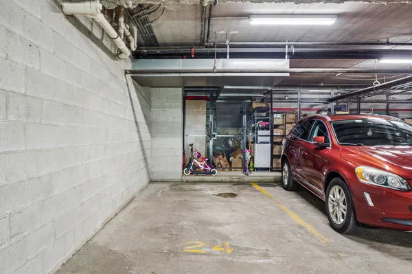 $309,999 | 3125 Town Square Drive, Unit 405, Rolling Meadows, IL 60008