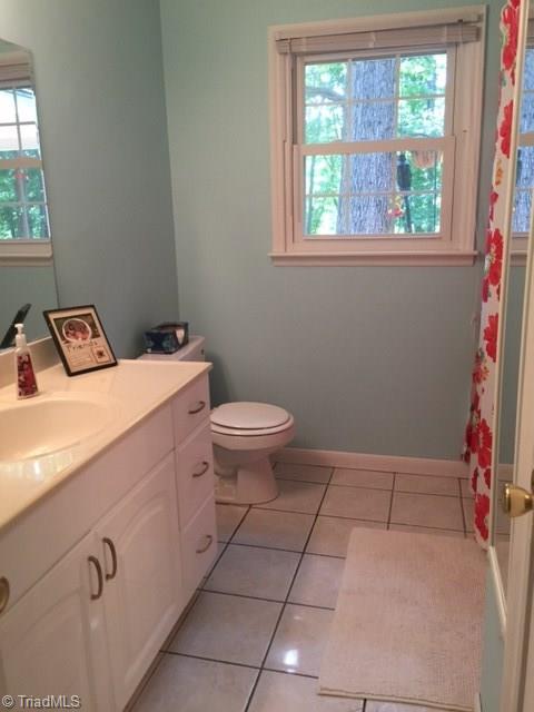 4221 Beckerdite Road Sophia, NC 27350 - Photo 16 of 28 Hall Bath