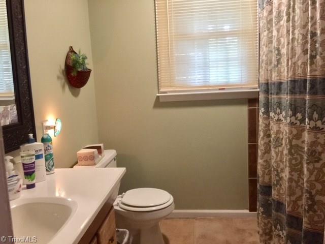 4221 Beckerdite Road Sophia, NC 27350 - Photo 18 of 28 Down stairs bath