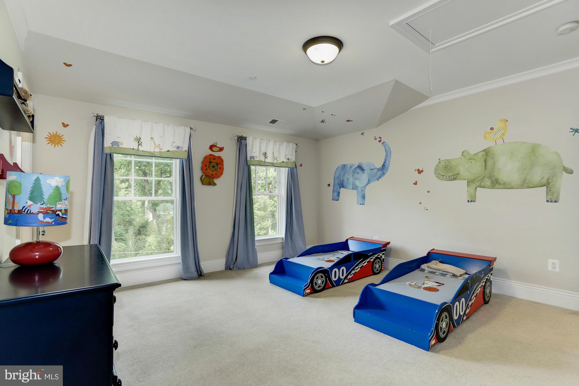 6220 Winnebago Road Bethesda, MD 20816 - Photo 18 of 29 Bedroom