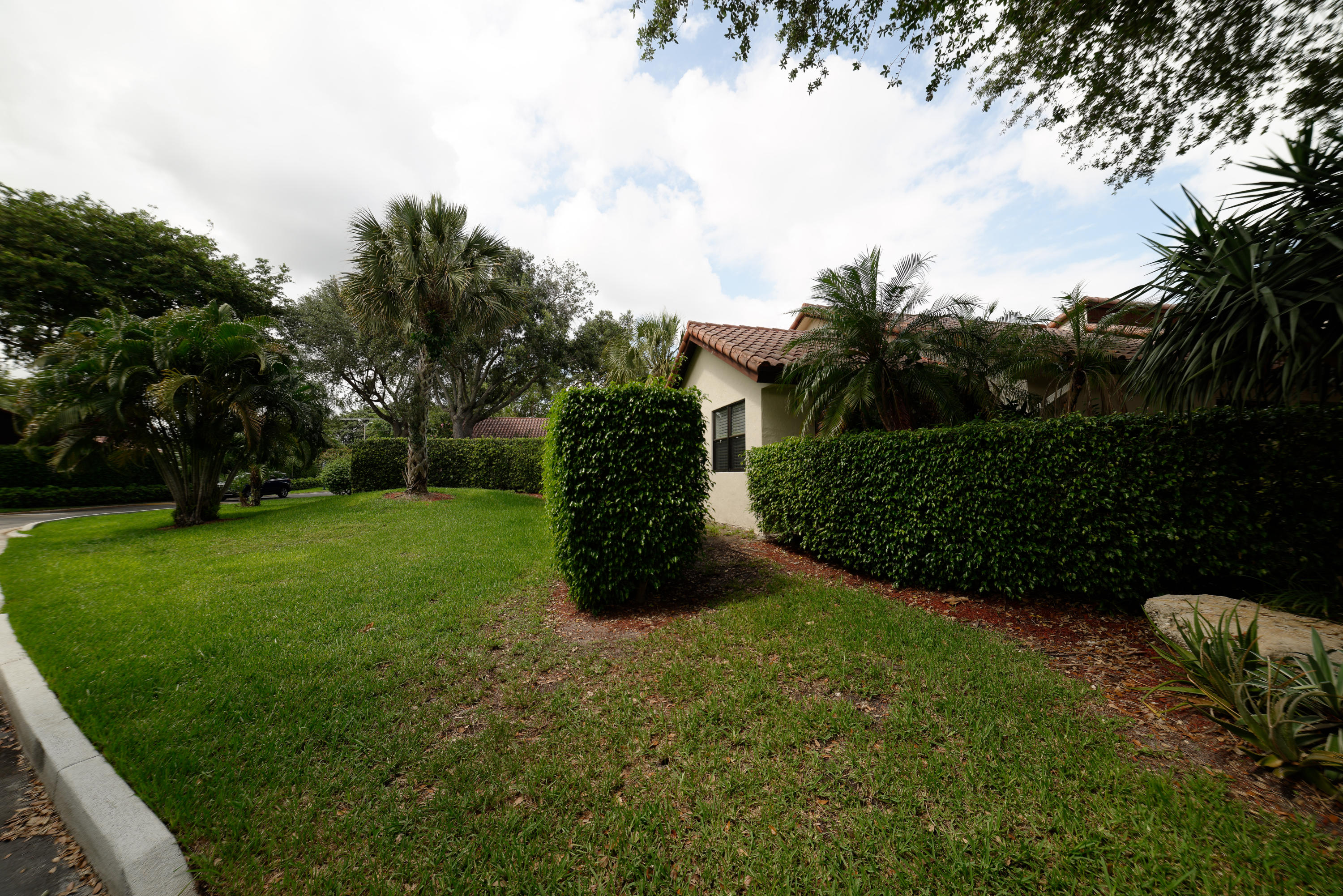 6879 Tiburon Circle Boca Raton, FL 33433 - Photo 3 of 21 RTW_7823_rtw