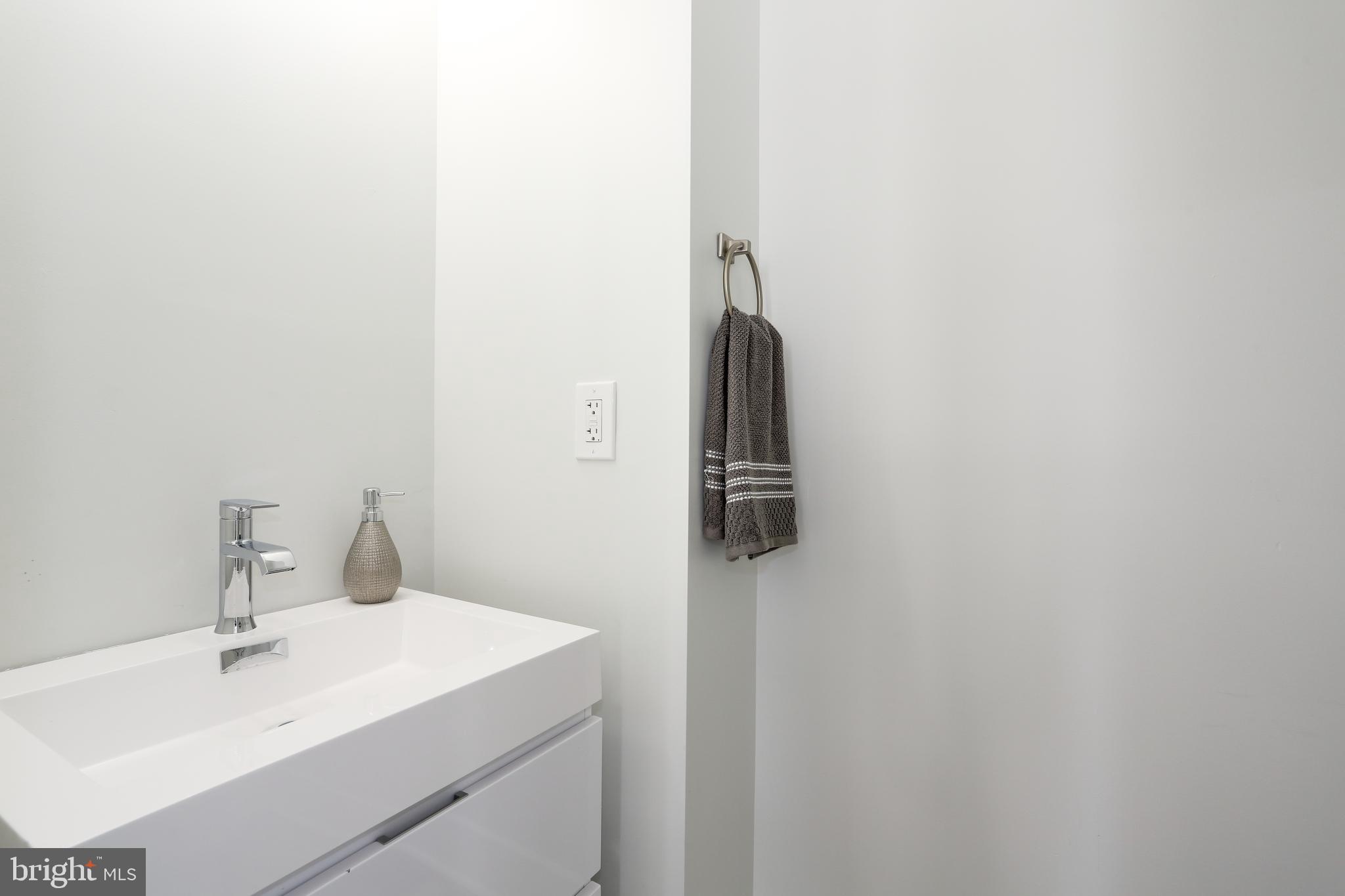 6303 9th Street Northwest Washington, DC 20011 - Photo 11 of 32