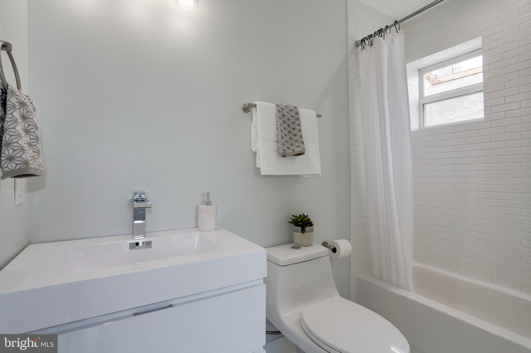 6303 9th Street Northwest Washington, DC 20011 - Photo 20 of 32