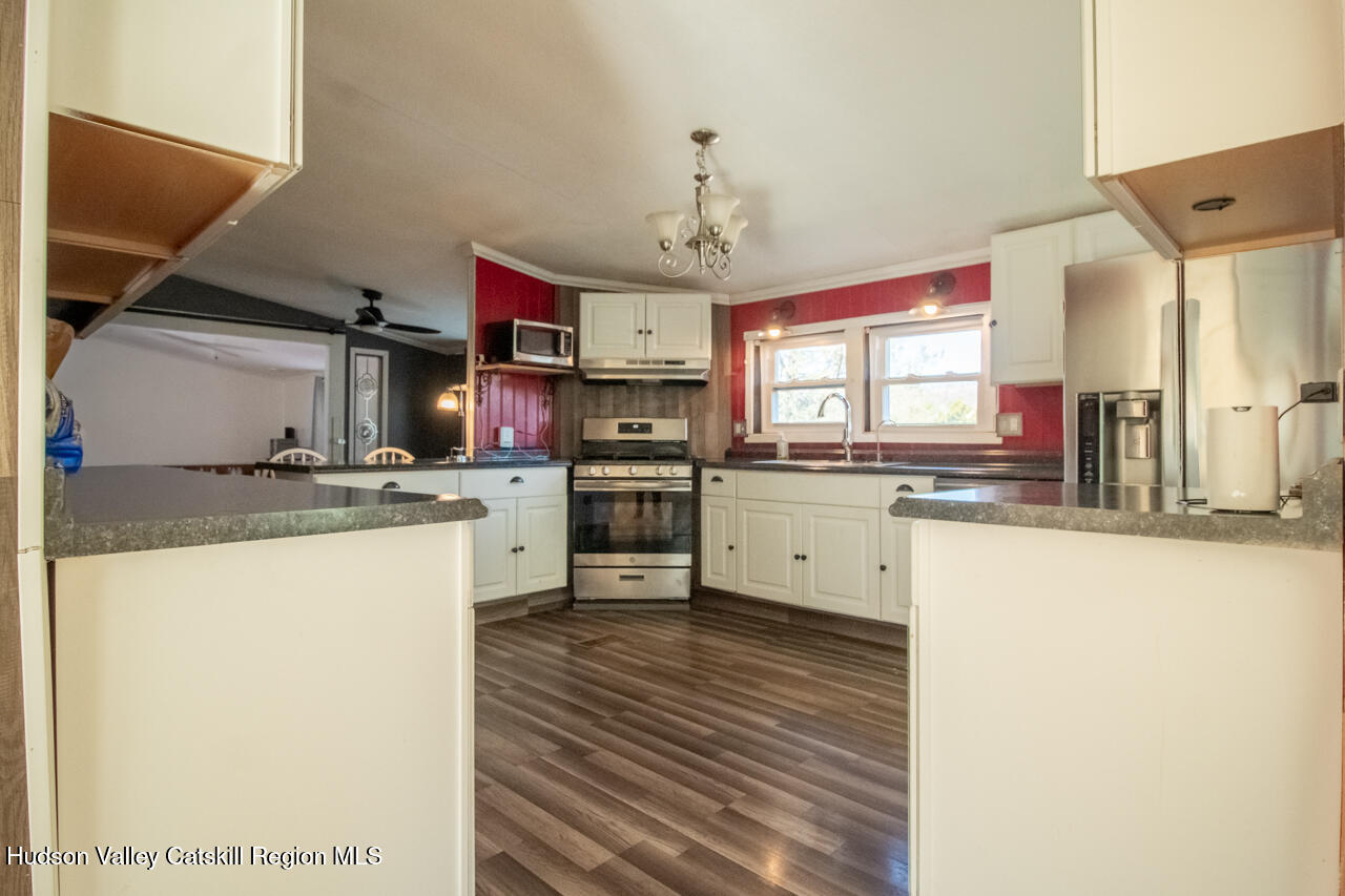 223 Plattekill Road Marlboro, NY 12542 - Photo 12 of 41 223kitchen2