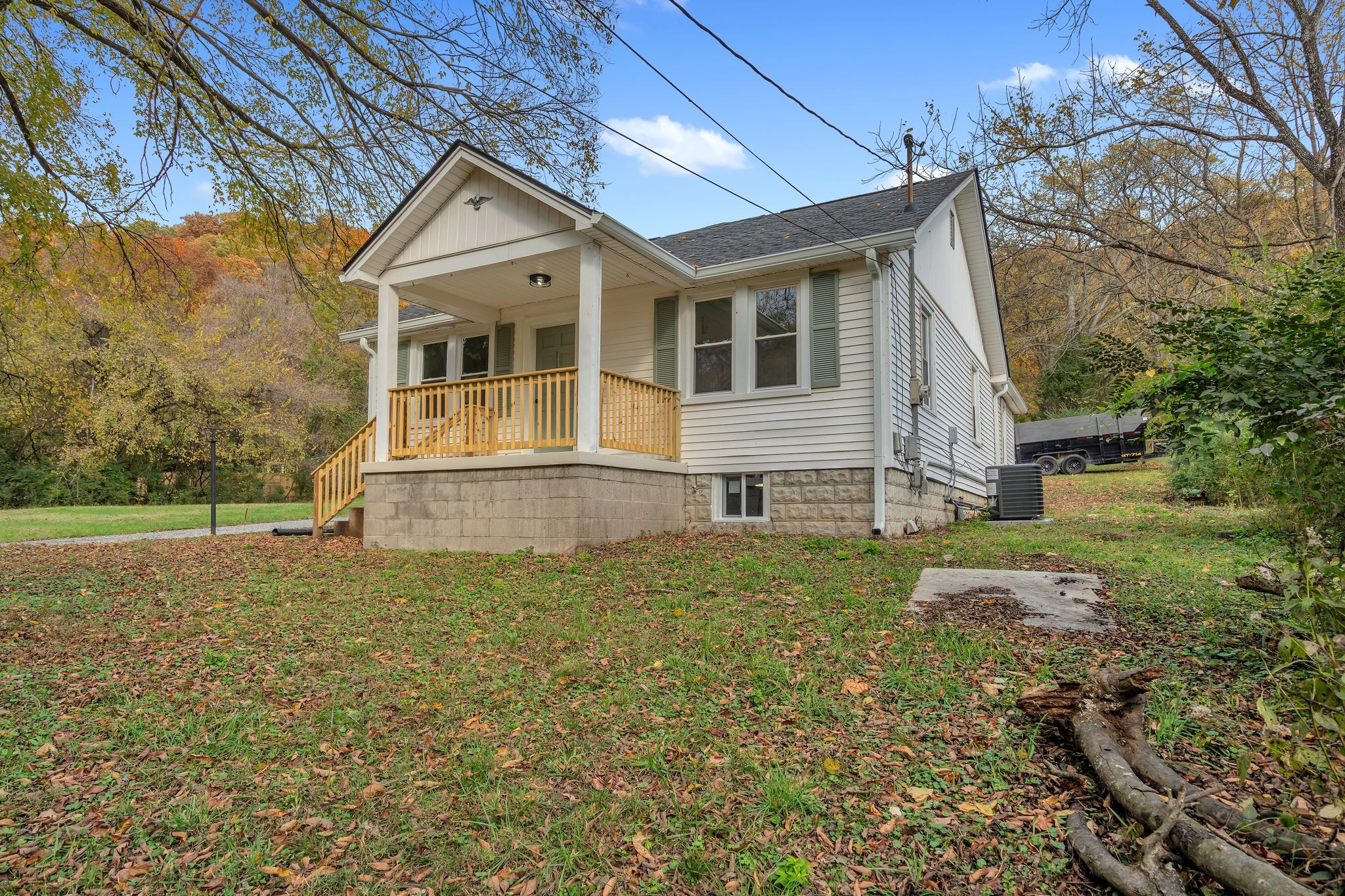5060 Drakes Branch Road Nashville, TN 37218 - Photo 33 of 43 a front view of a house with garden